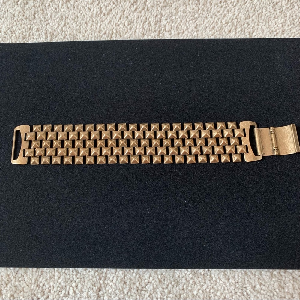 Women’s Gold Tone Bracelet